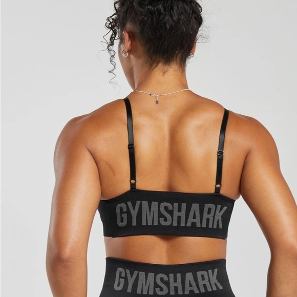 Gymshark Flex Strappy Black Sports Bra - Picture 4 of 9